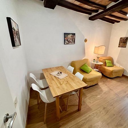 Red House Apartment Gubbio Luaran gambar