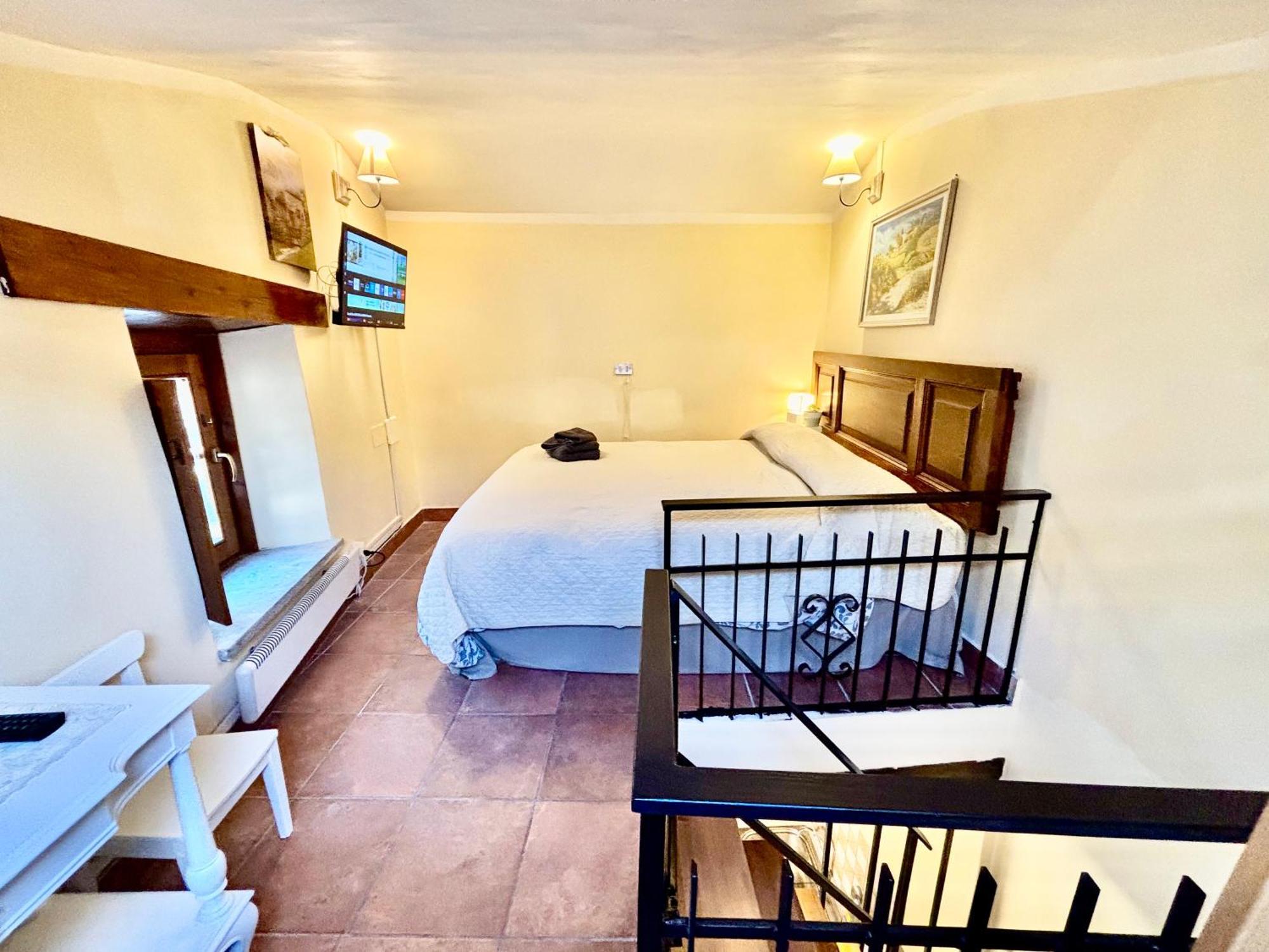 Red House Apartment Gubbio Luaran gambar