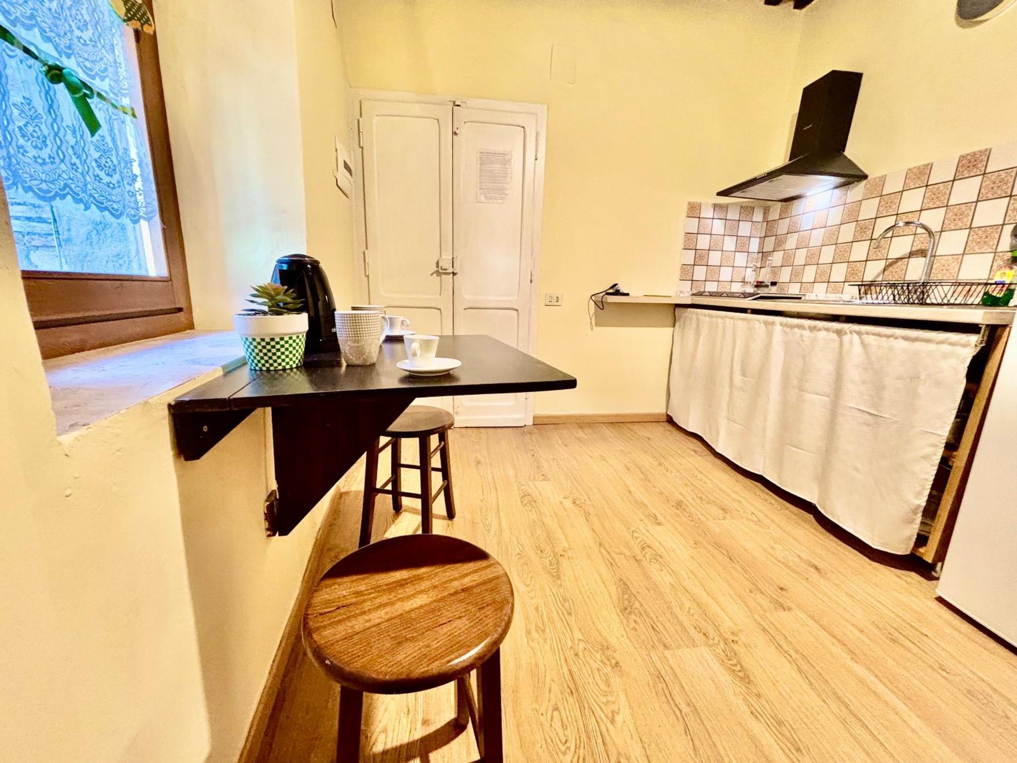 Red House Apartment Gubbio Luaran gambar